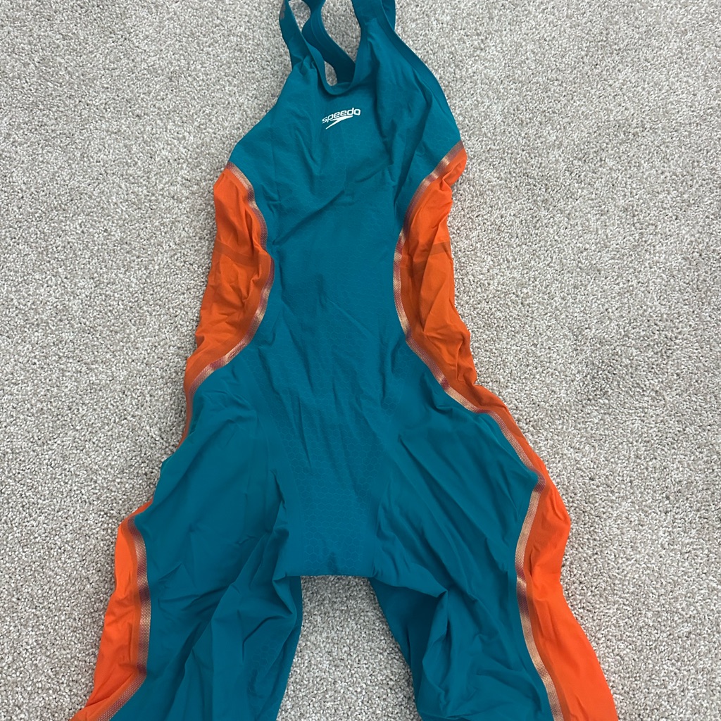 Speedo Intent Closed Back Size 22 Le Color